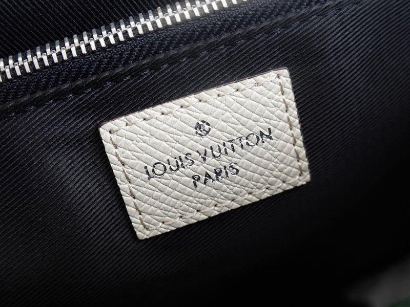 Dragons Bags ln Luxury Bag --60412