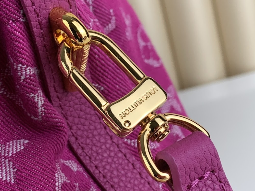 Dragons Bags ln Luxury Bag --61630