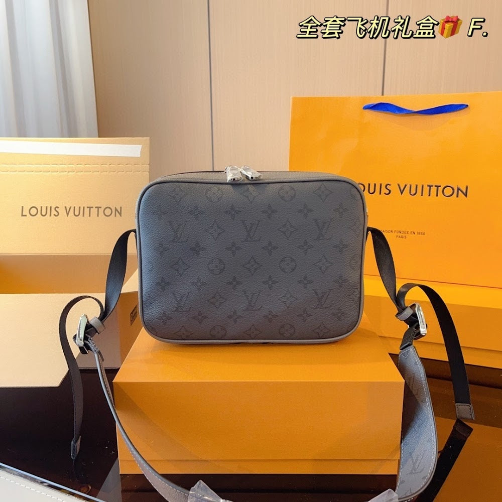 Dragons Bags ln Luxury Bag --70147