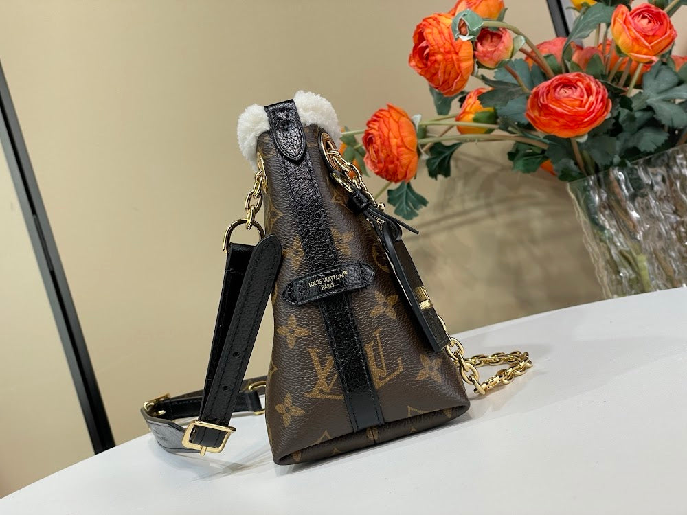 Dragons Bags ln Luxury Bag --97569