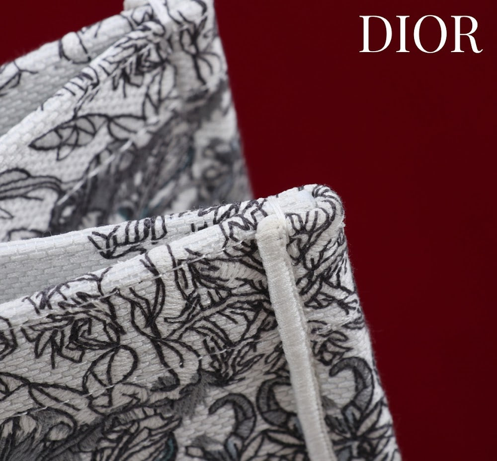 Dragons BagsDiorn Luxury Bag --114905