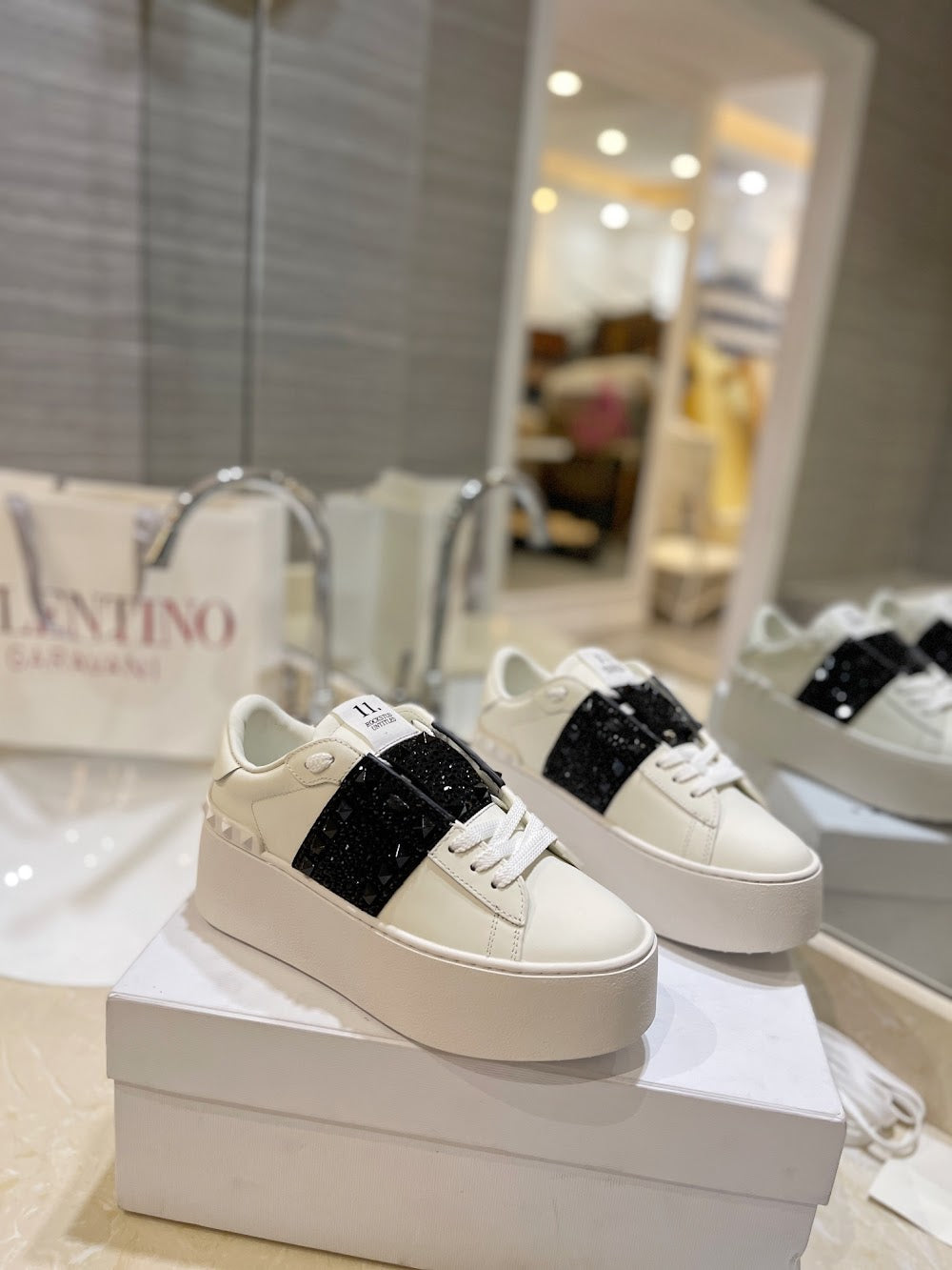 Dragons Bags Valentino Luxury Shoes --52543