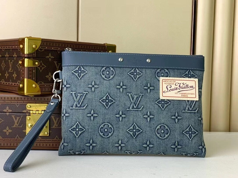 Dragons Bags ln Luxury Bag --61684