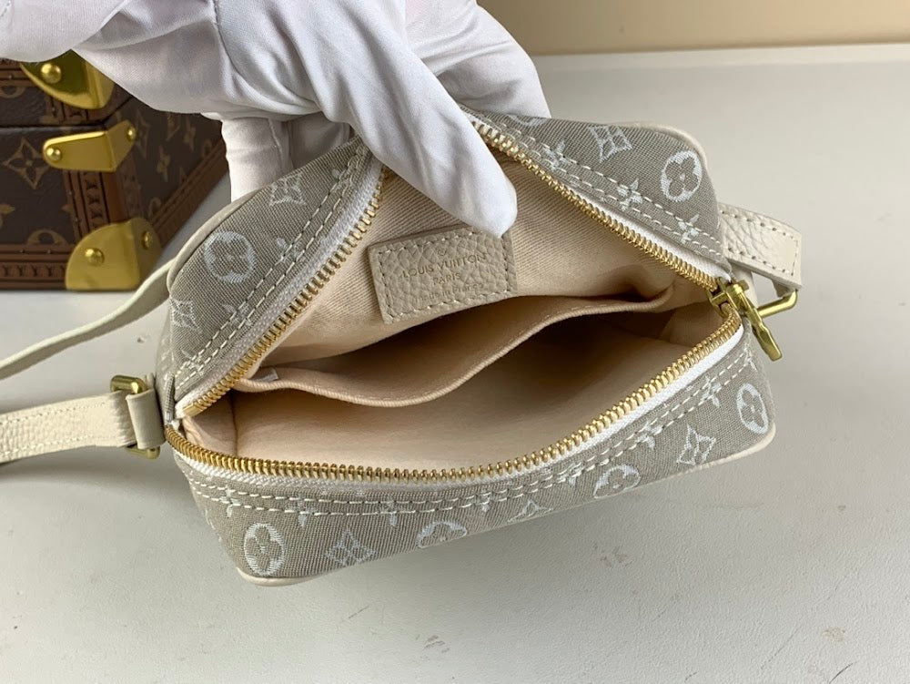 Dragons Bags ln Luxury Bag --61817