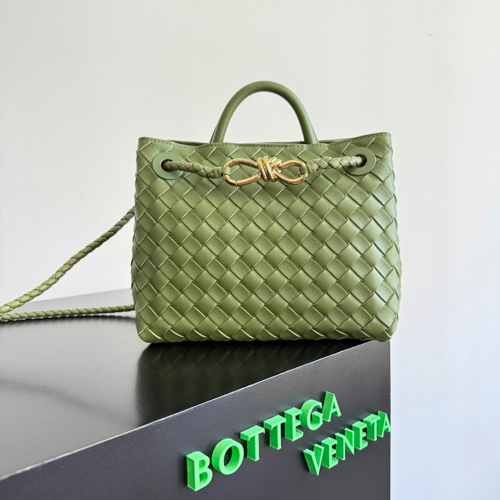 new-luxury-designer-bags-nm10649