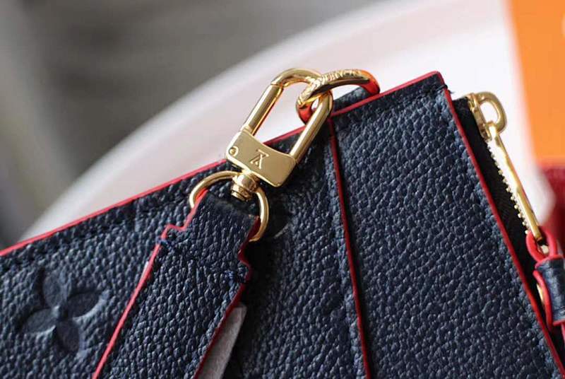 Dragons Bags ln Luxury Bag --65940