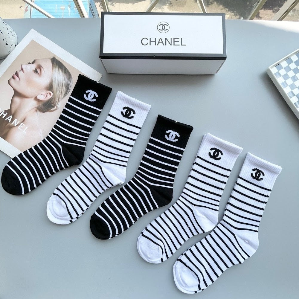 Dragons Bags Premium Luxury Socks --97739