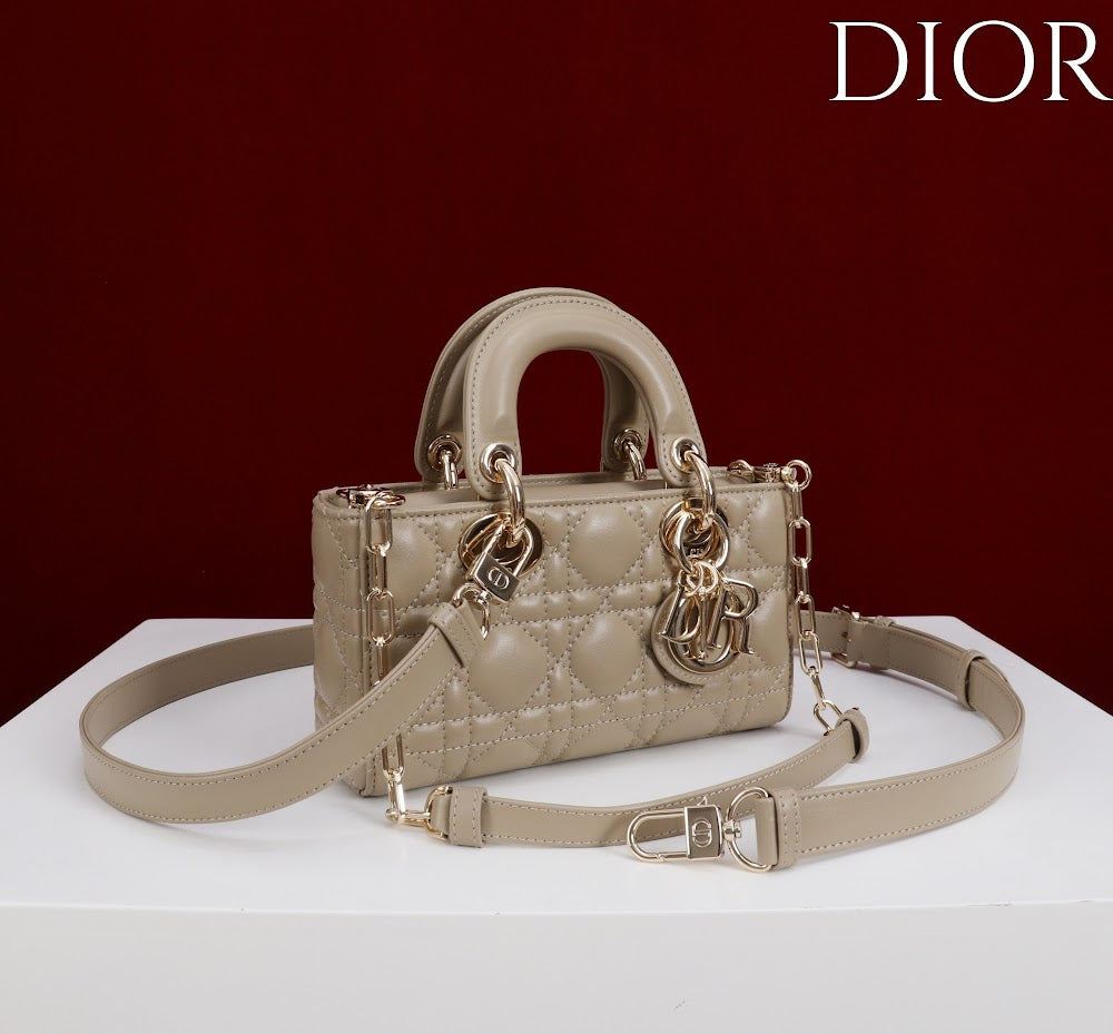Dragons BagsDiorn Luxury Bag --115419