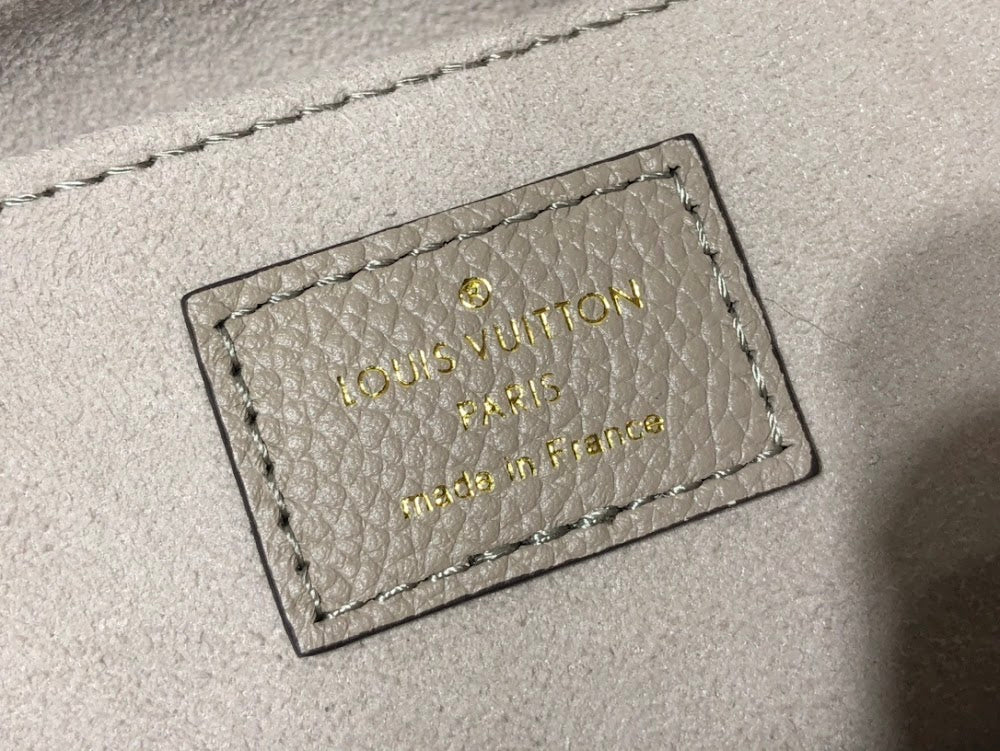 Dragons Bags ln Luxury Bag --60083
