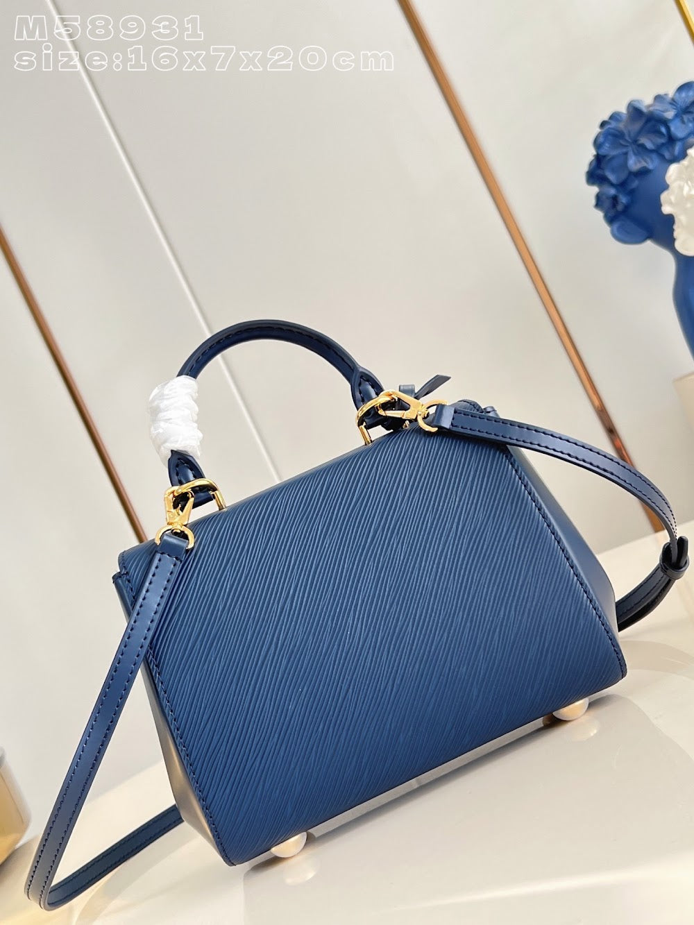 Dragons Bags ln Luxury Bag --95813