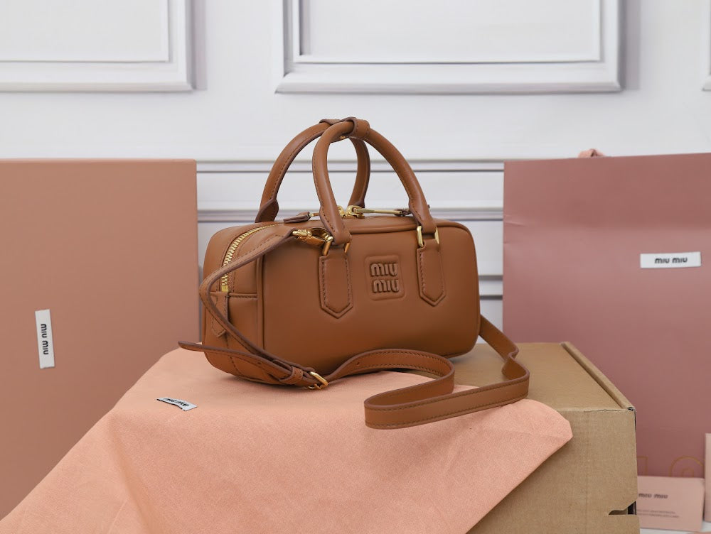 Dragons Bags Miun Miun Luxury Bag --123397