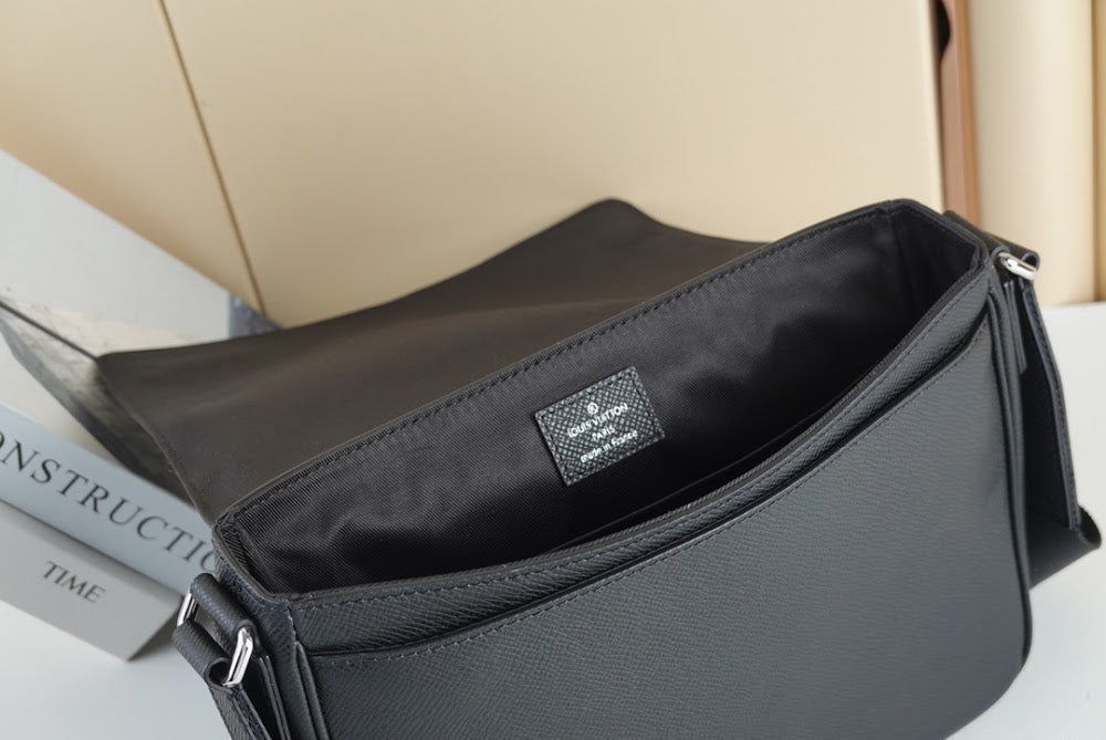 Dragons Bags ln Luxury Bag --67781