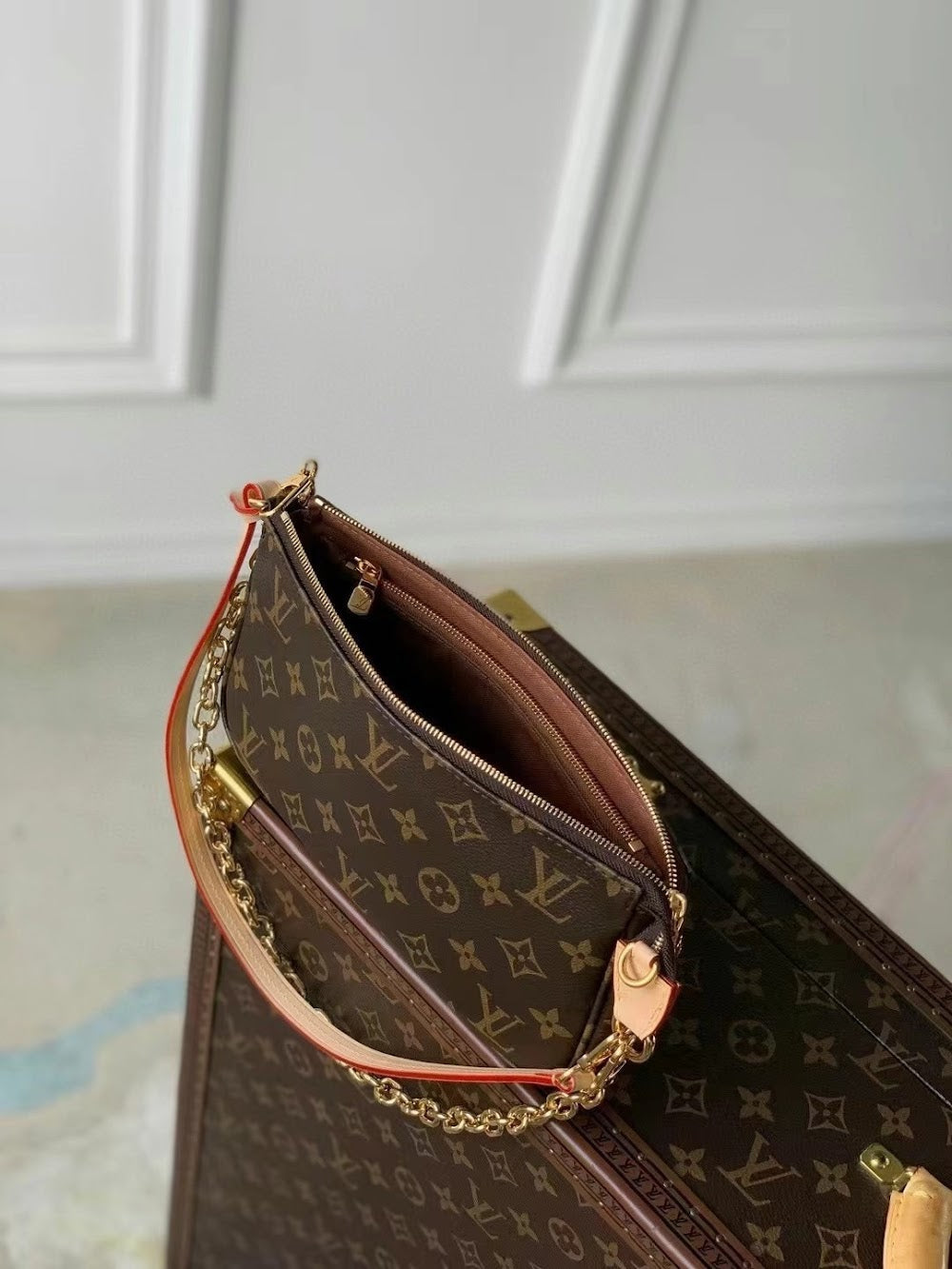 Dragons Bags ln Luxury Bag --81675