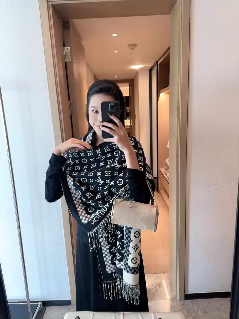 Dragons Bags Premium Designer Scarf --99387