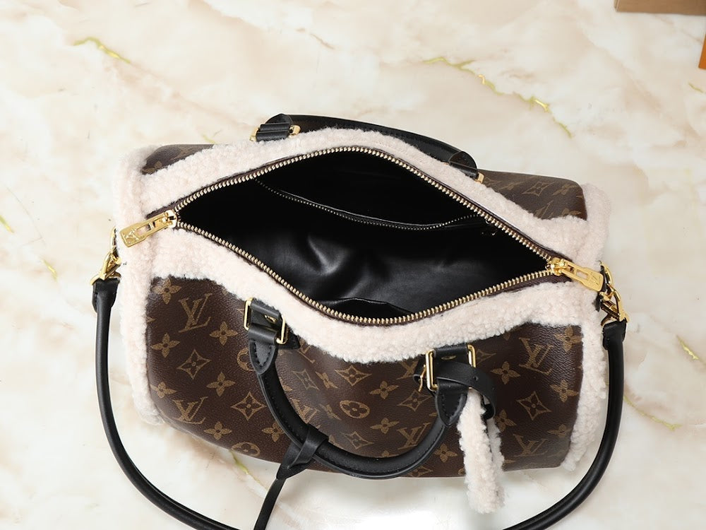 Dragons Bags ln Luxury Bag --77550