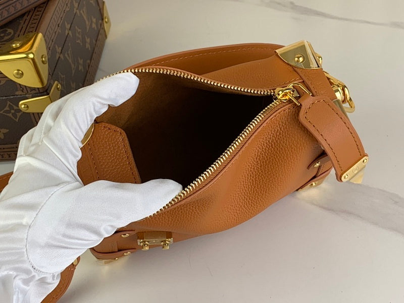 Dragons Bags ln Luxury Bag --69072