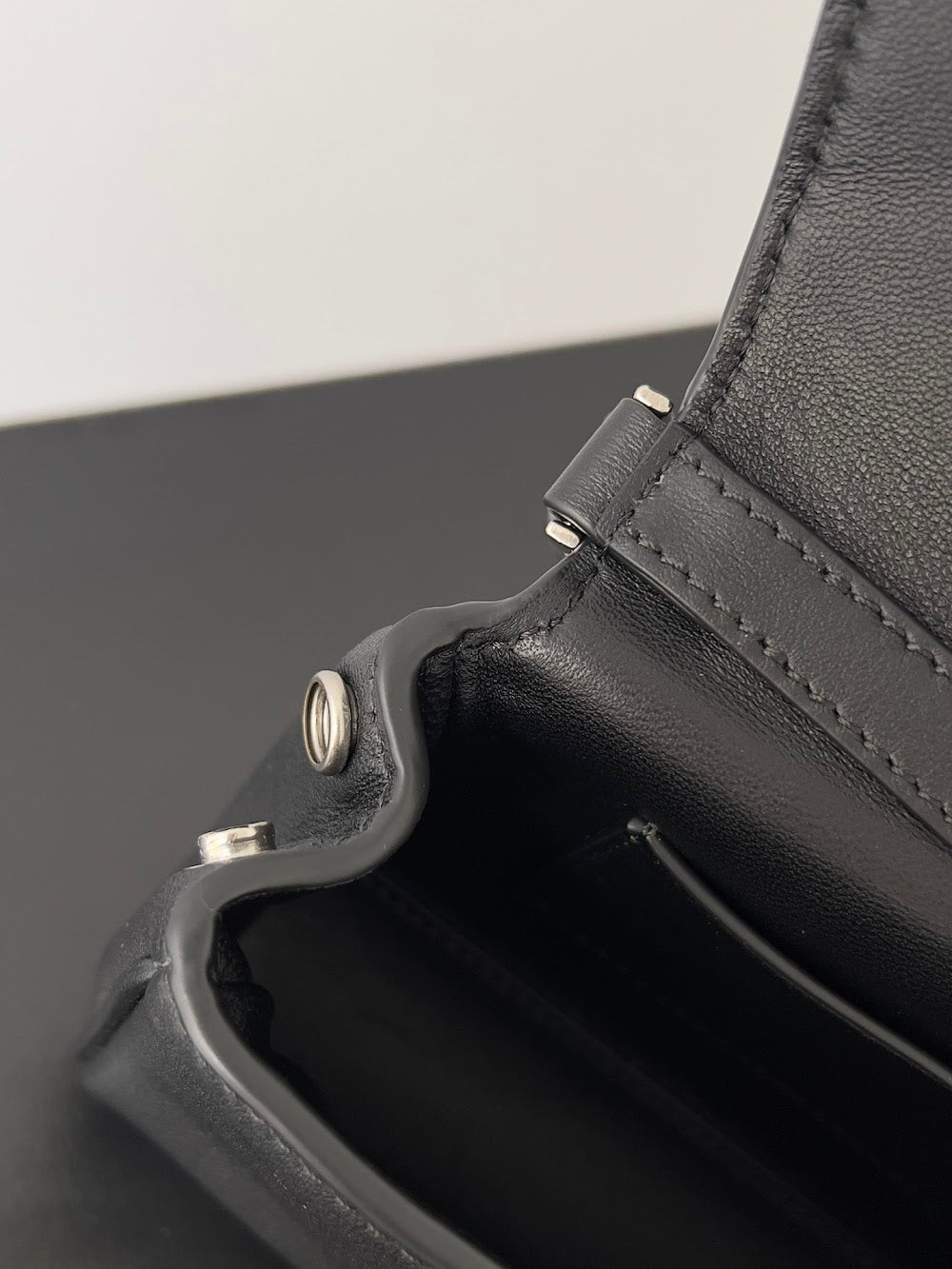 Dragons Bags Balenciaga Luxury Bag --111766