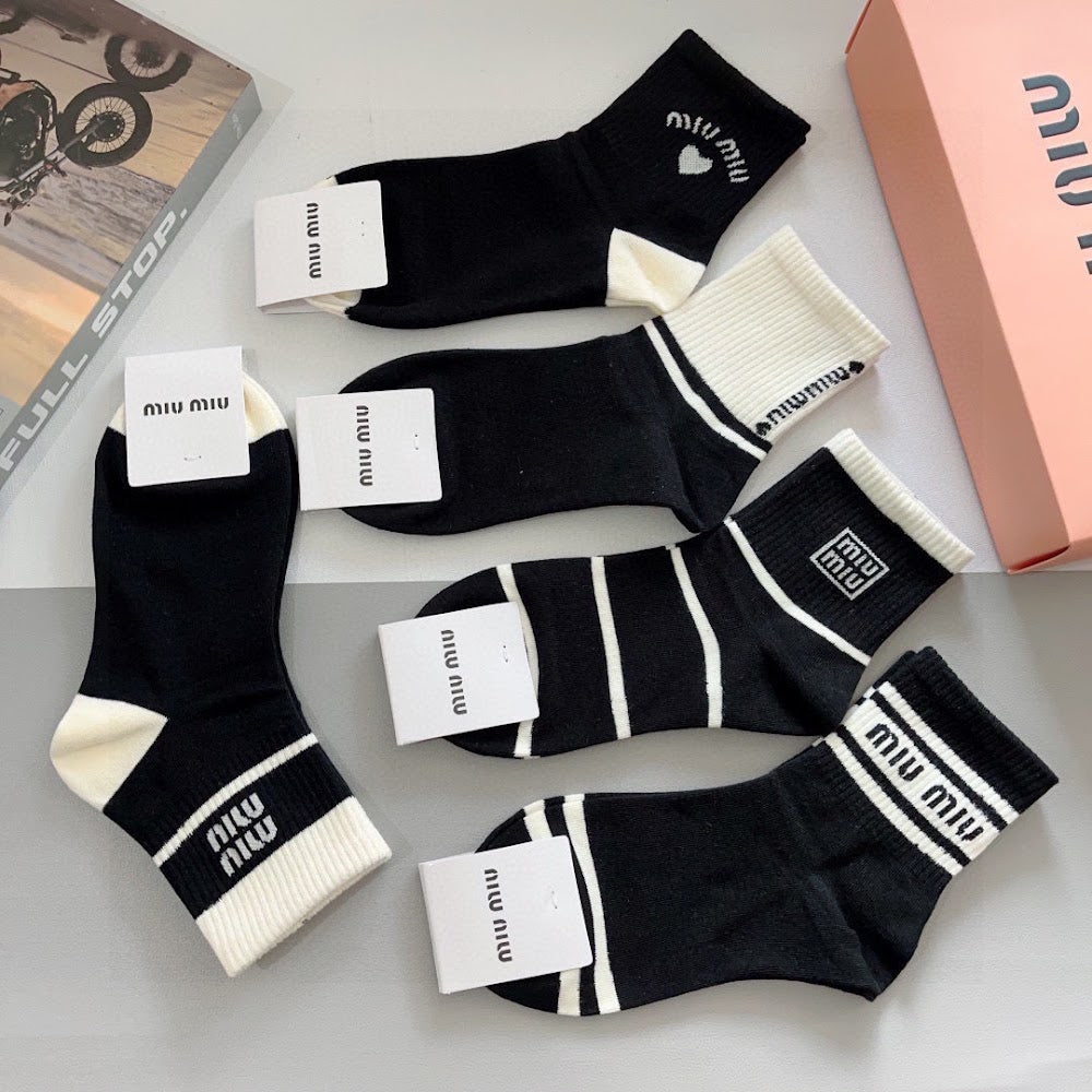 Dragons Bags Premium Luxury Socks --98085