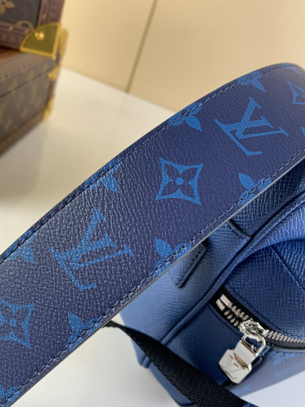 Dragons Bags ln Luxury Bag --67360