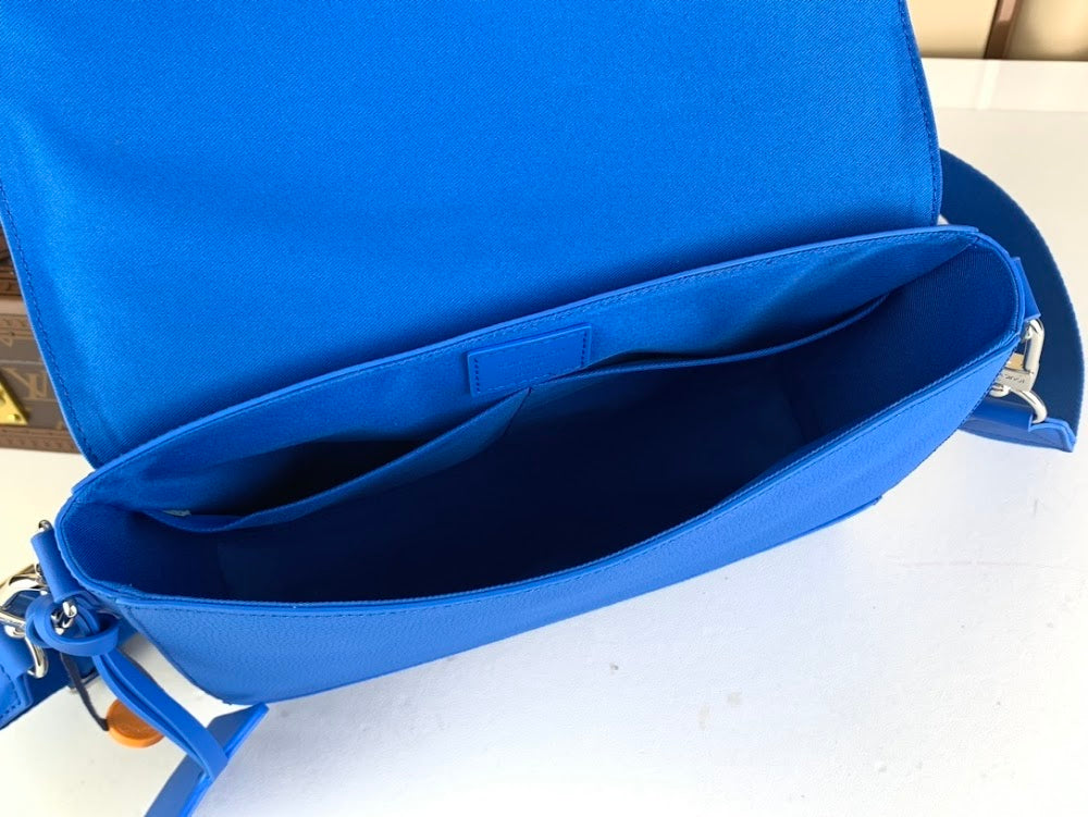 Dragons Bags ln Luxury Bag --61674