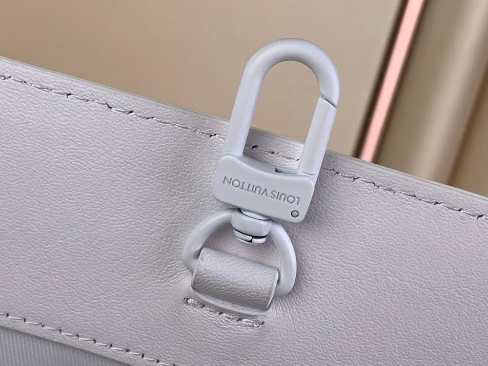Dragons Bags ln Luxury Bag --61672