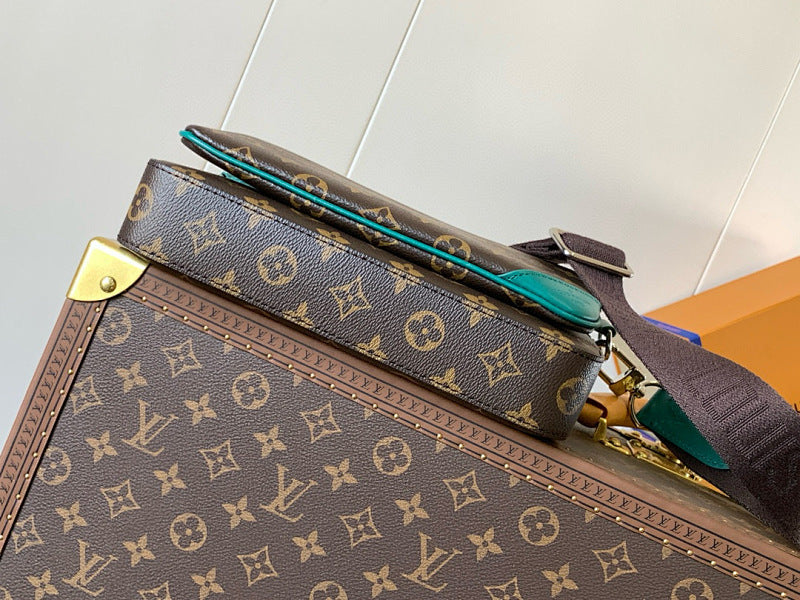 Dragons Bags ln Luxury Bag --71111