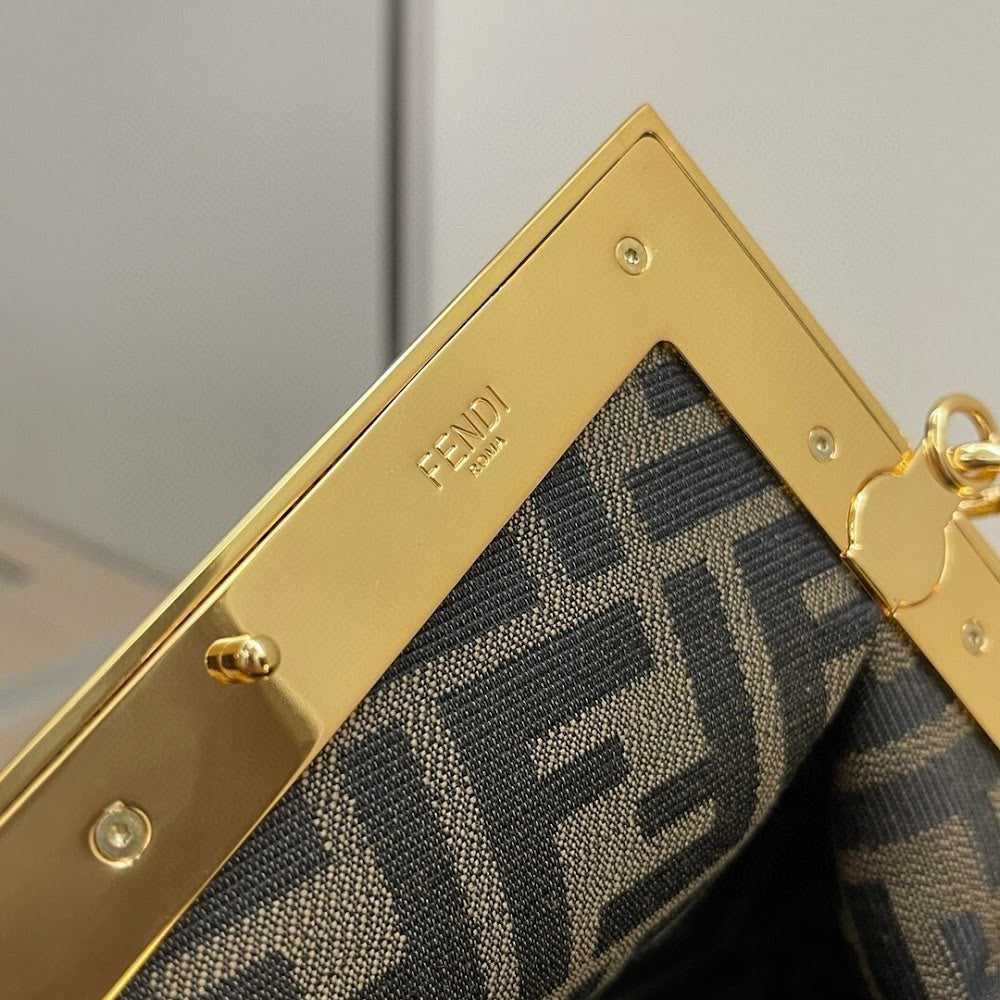 new-designer-premium-bags-nm15247