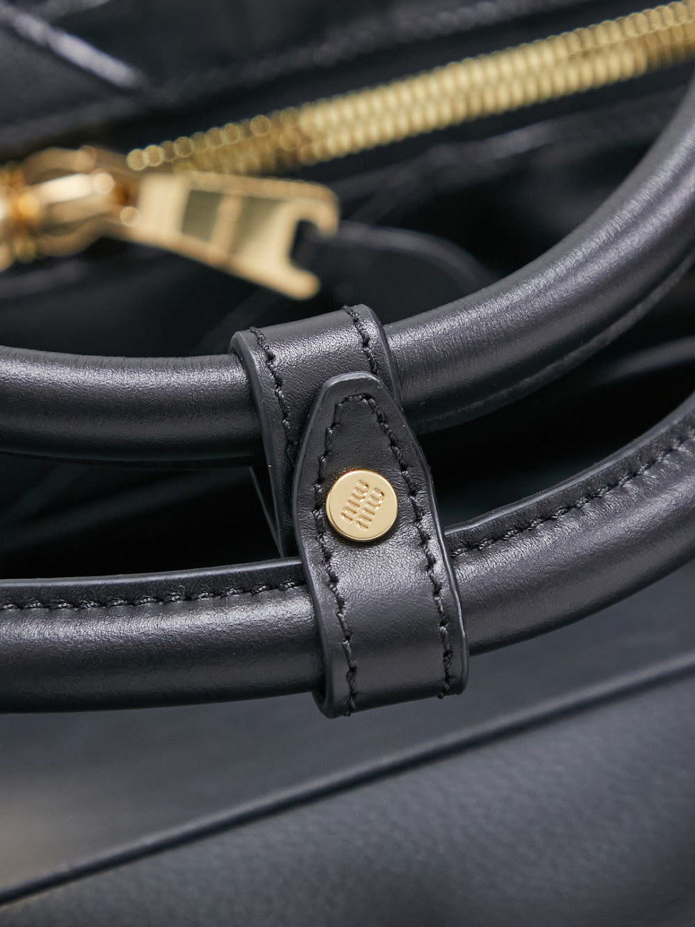 Dragons Bags Miun Miun Luxury Bag --123102