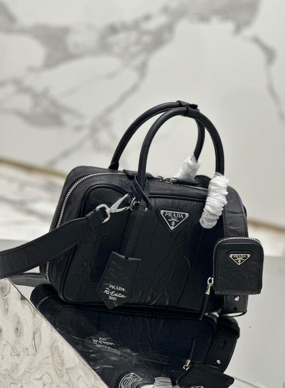 Dragons Bags Detail