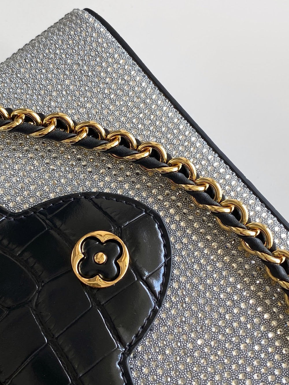 Dragons Bags ln Luxury Bag --96828