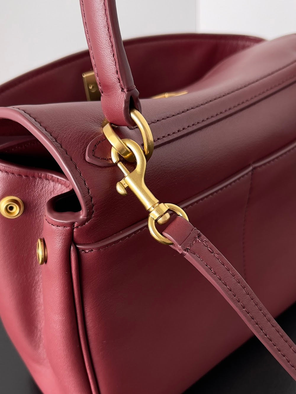 Dragons Bags Balenciaga Luxury Bag --110657