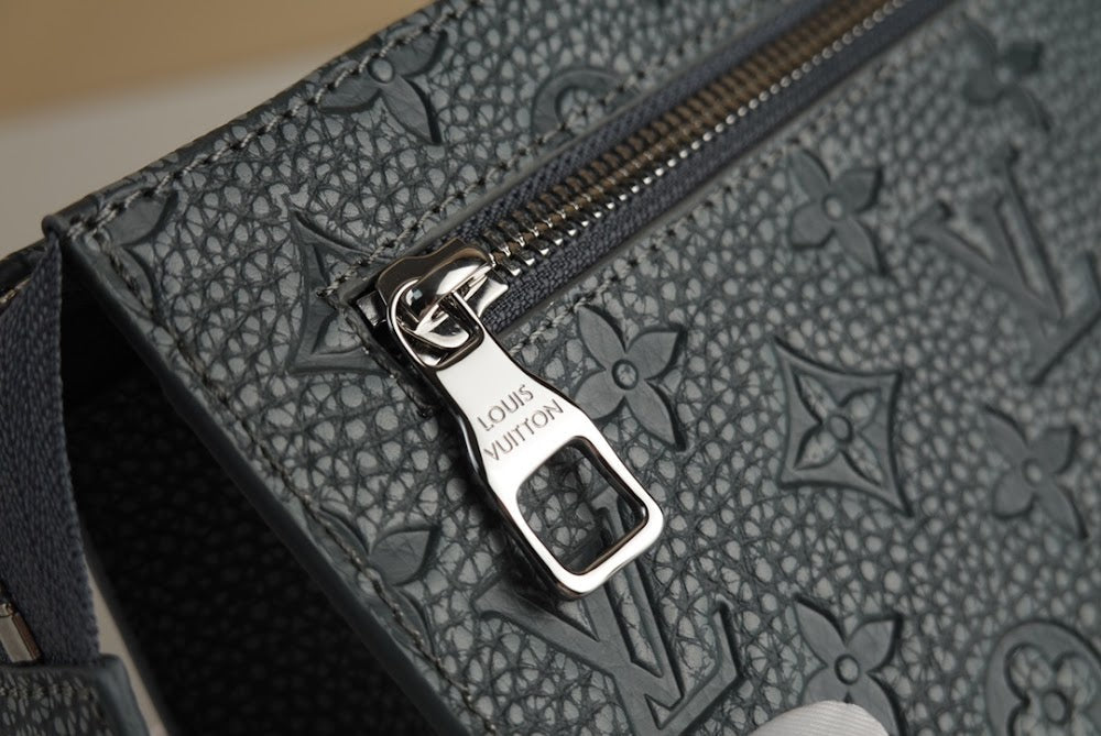 Dragons Bags ln Luxury Bag --67768