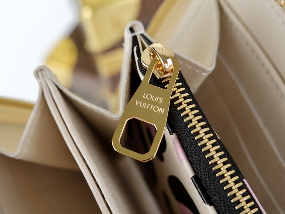 Dragons Bags ln Luxury Bag --60340