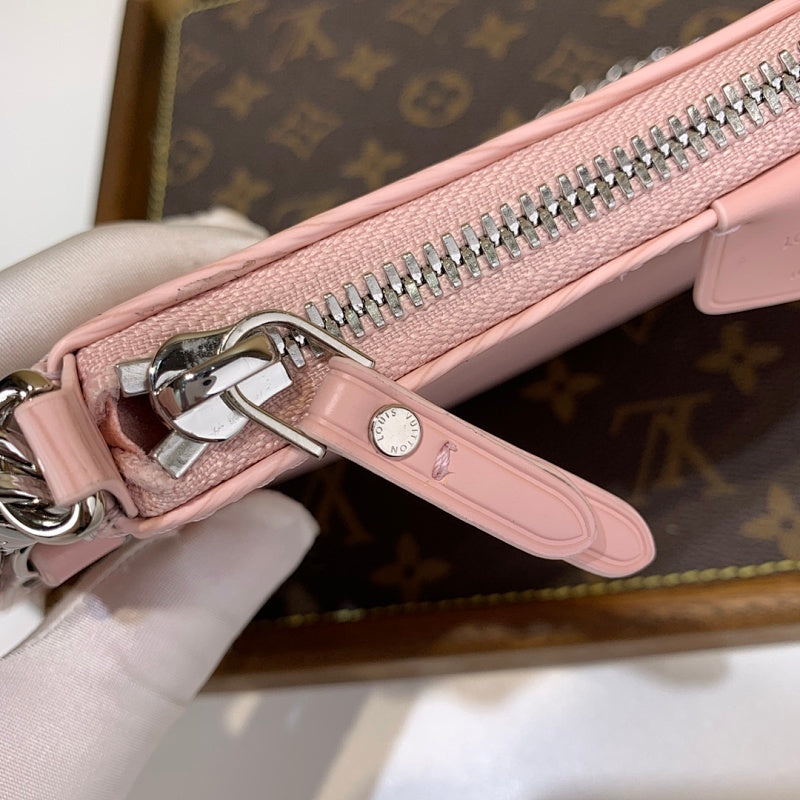 Dragons Bags ln Luxury Bag --57803