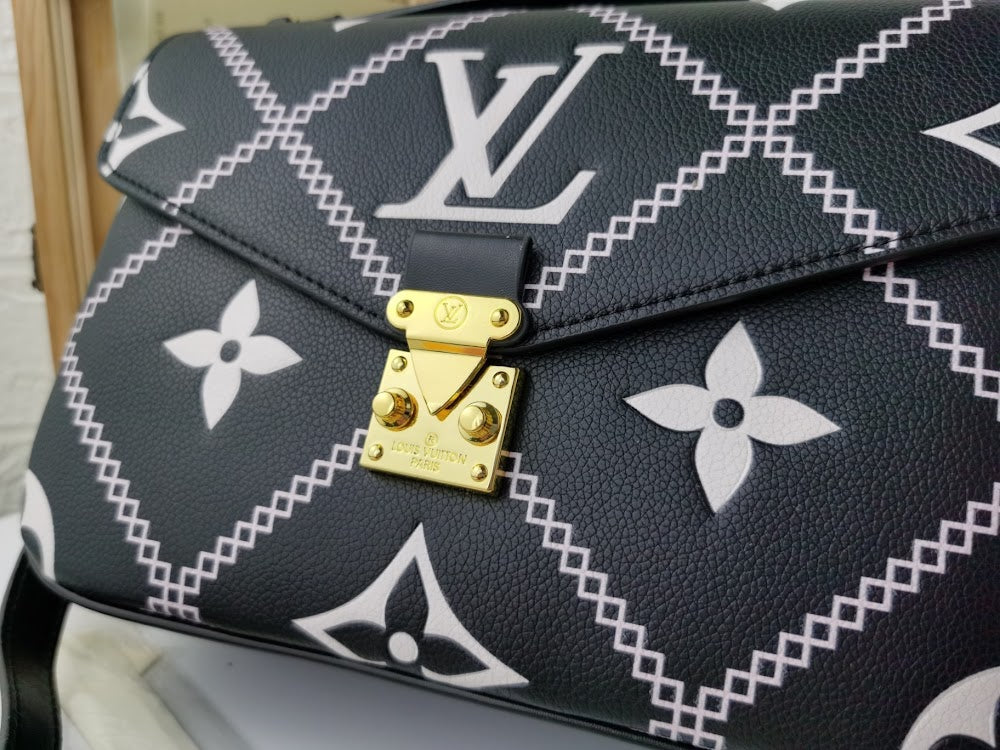 Dragons Bags ln Luxury Bag --78238