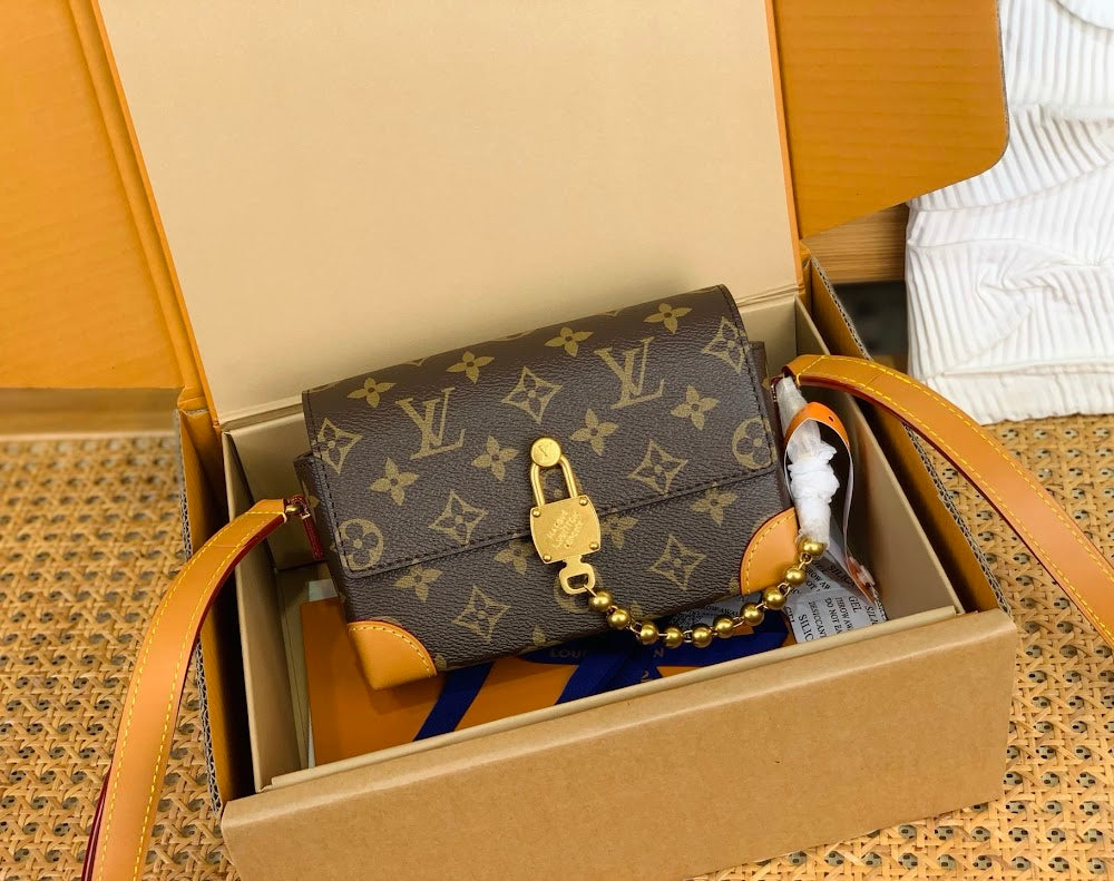 Dragons Bags ln Luxury Bag --97604