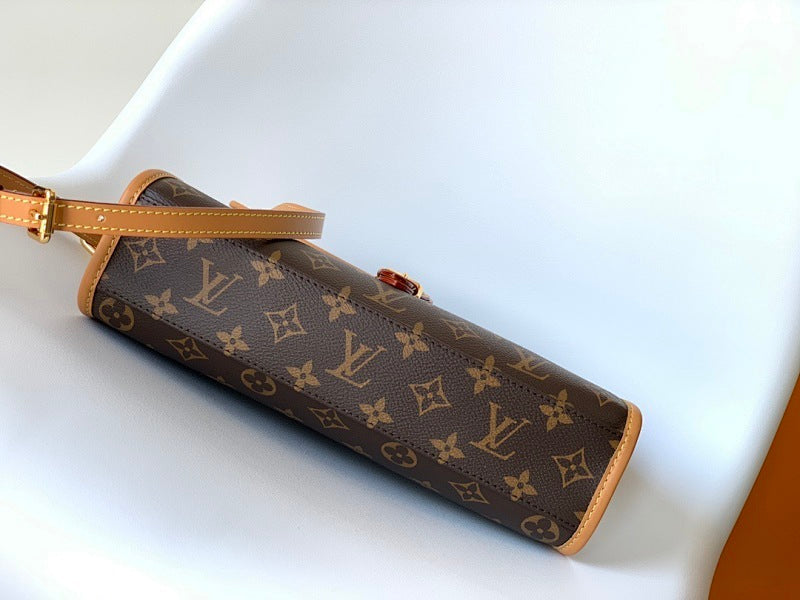 Dragons Bags ln Luxury Bag --81858