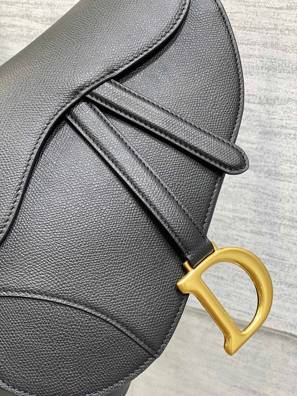 Dragons BagsDiorn Luxury Bag --114993