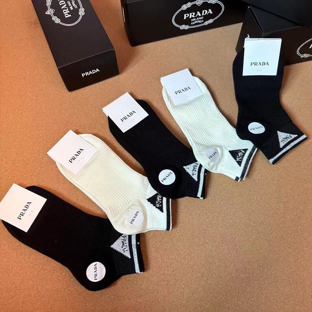 Dragons Bags Premium Luxury Socks --98185