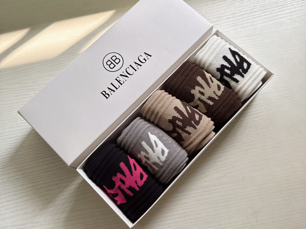Dragons Bags Premium Luxury Socks --98407