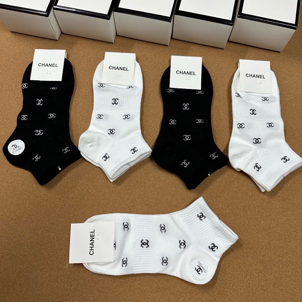 Dragons Bags Premium Luxury Socks --98680