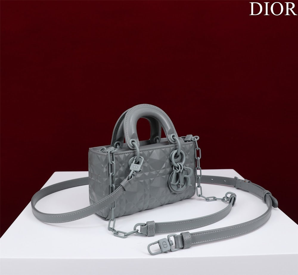 Dragons BagsDiorn Luxury Bag --116477