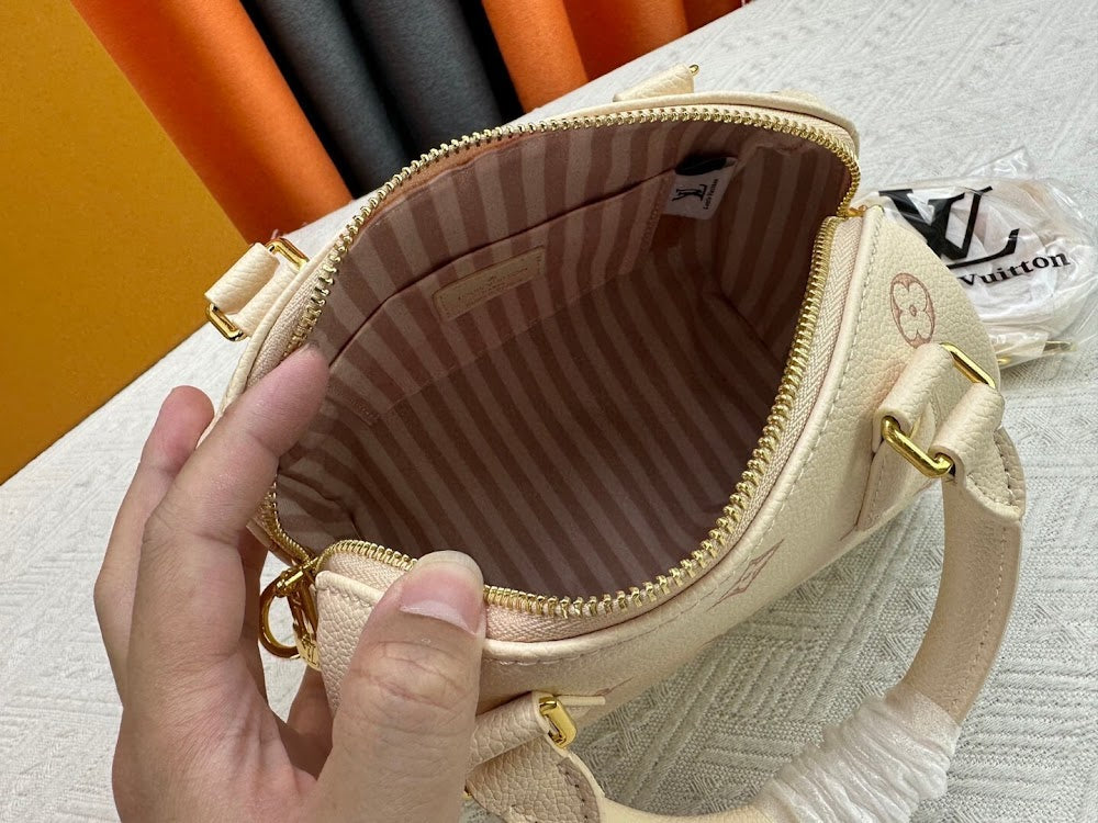 Dragons Bags ln Luxury Bag --76969