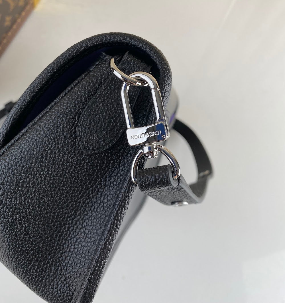 Dragons Bags ln Luxury Bag --60747