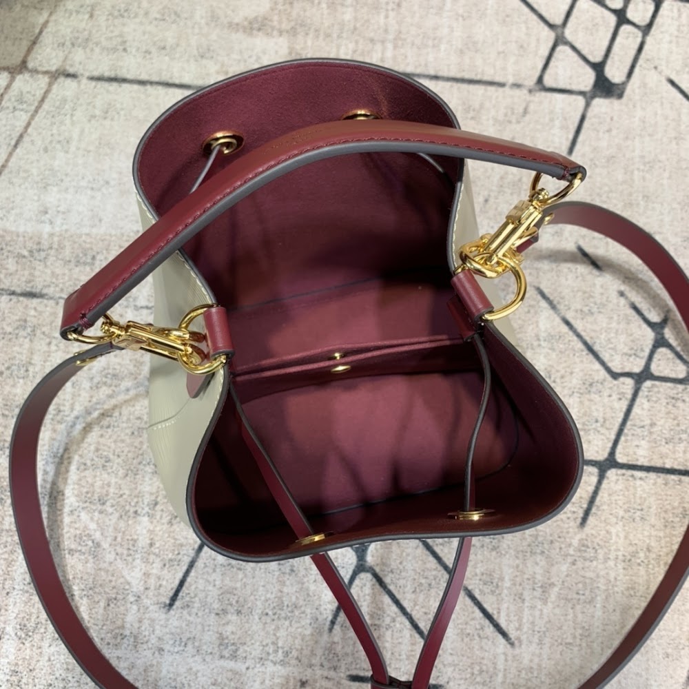 Dragons Bags ln Luxury Bag --59270