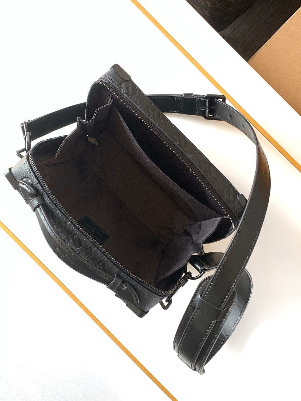 Dragons Bags ln Luxury Bag --70998