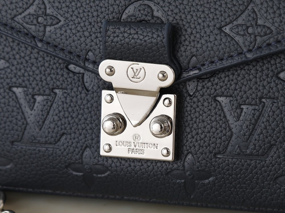 Dragons Bags ln Luxury Bag --77683