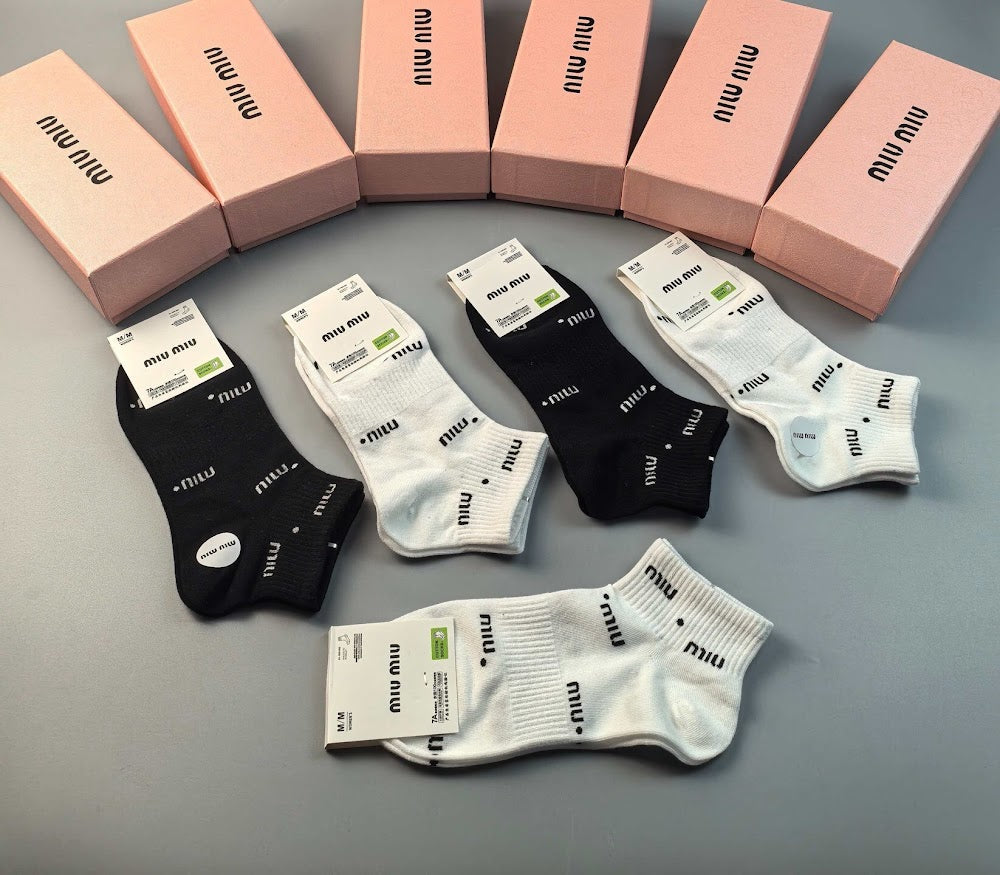 Dragons Bags Premium Luxury Socks --98466