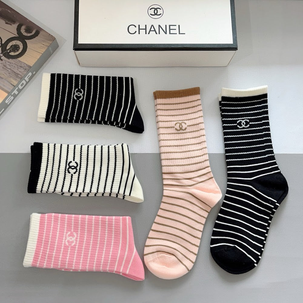 Dragons Bags Premium Luxury Socks --98133