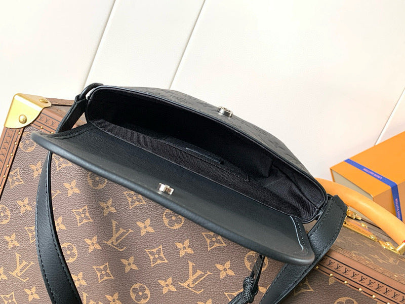 Dragons Bags ln Luxury Bag --71105